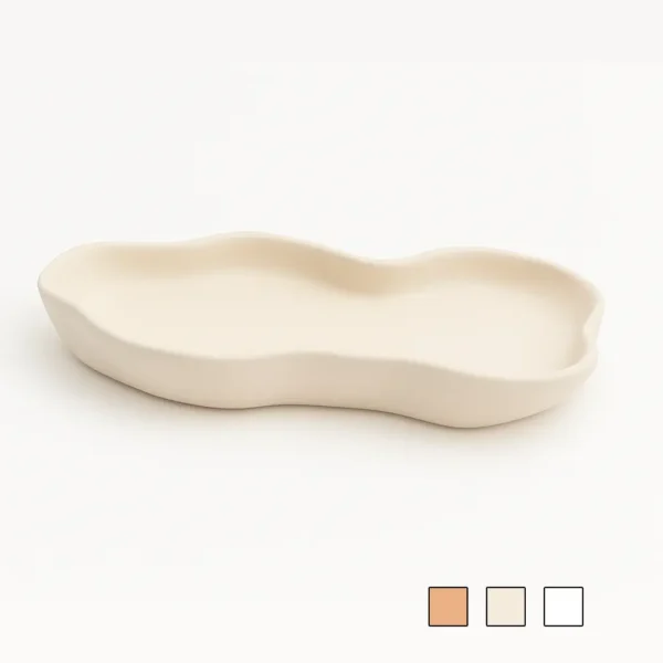 Schale Wellendesign in Beige aus Keramik Design auf weißem Hintergrund